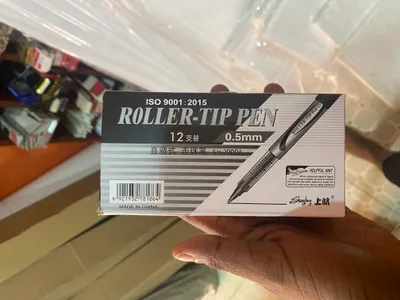 Roller tip pen